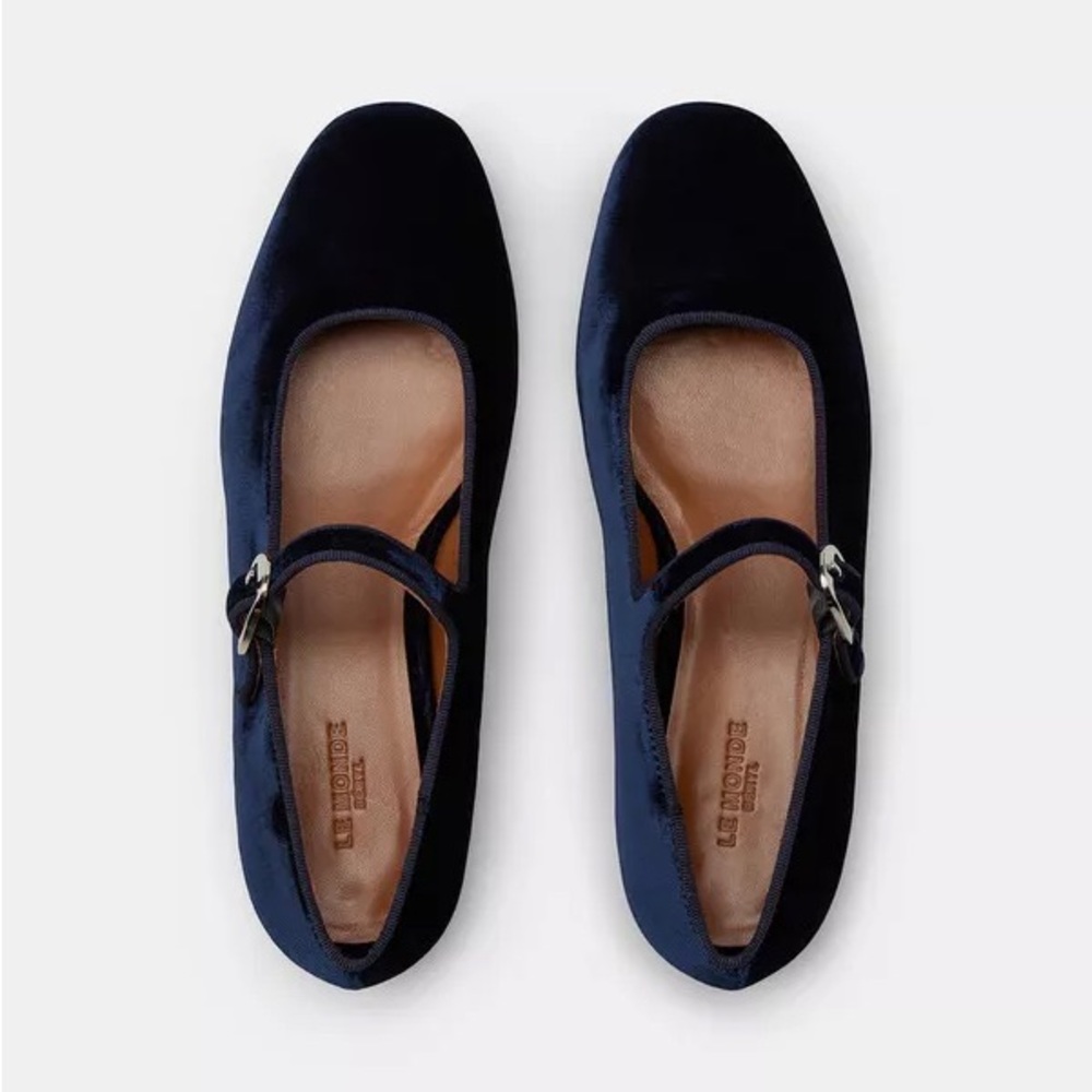 Le Monde Beryl Blue Velvet Mary Janes